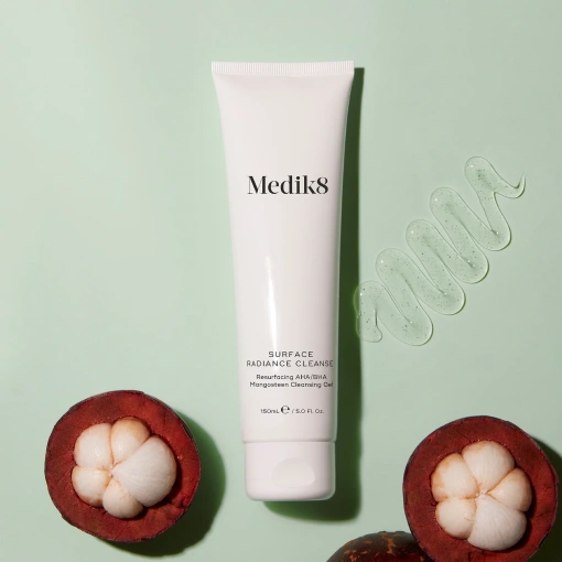 SURFACE RADIANCE CLEANSE™ - 2 - Medik8