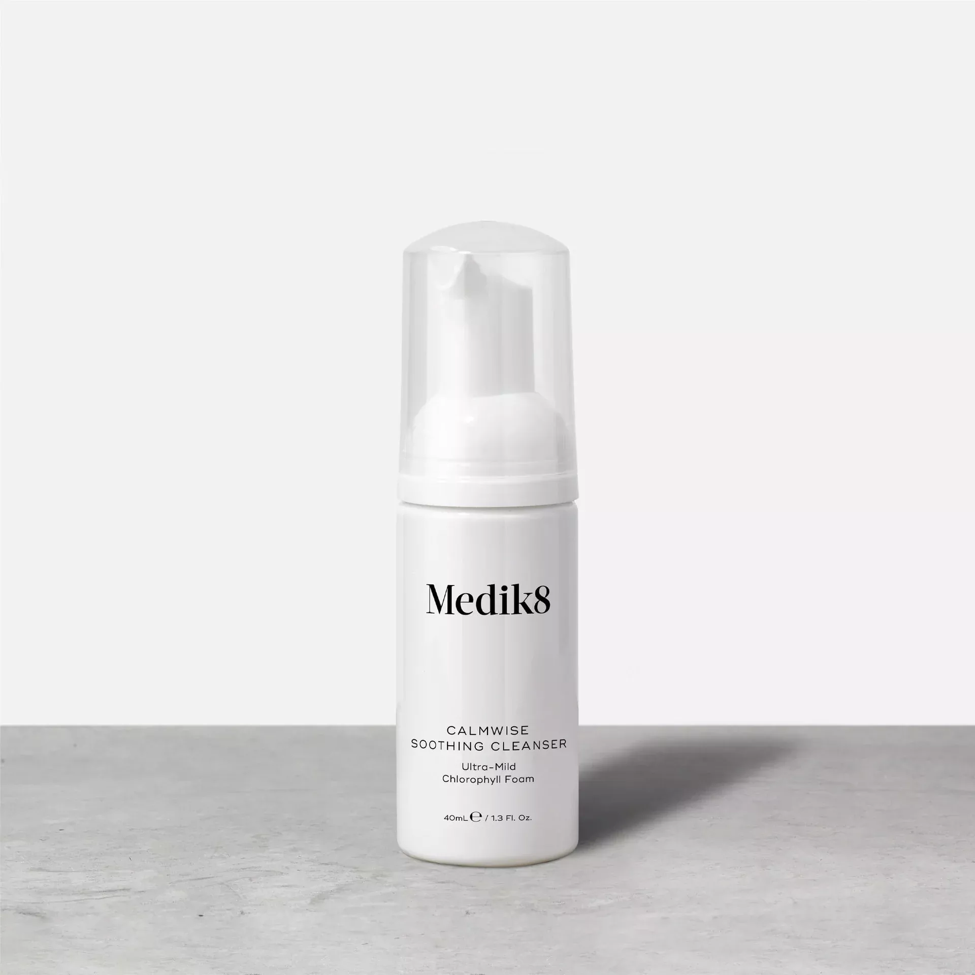 CALMWISE™ SOOTHING CLEANSER (TRAVEL SIZE) - Medik8