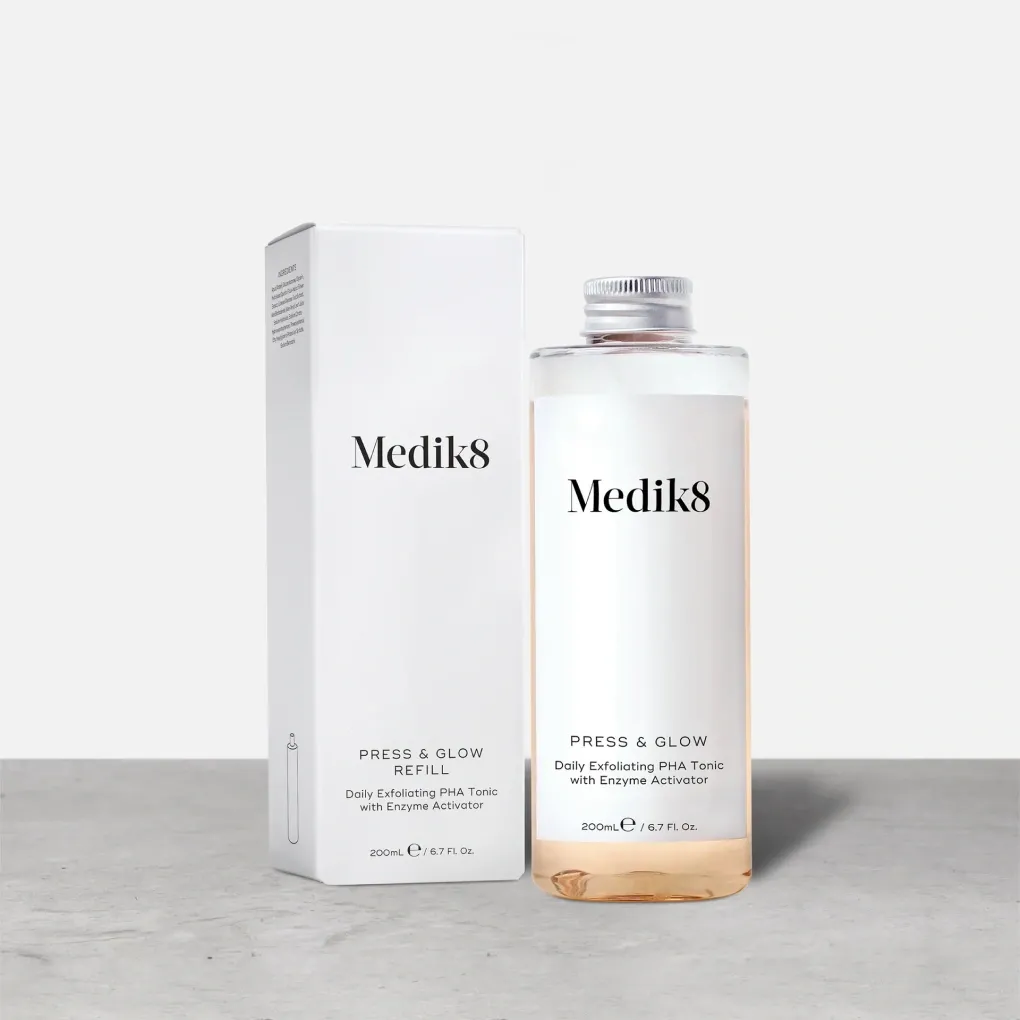 PRESS & GLOW™ - 4 - Medik8